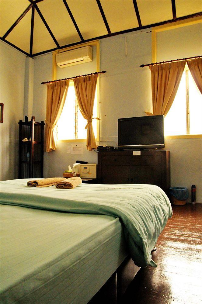 Palanquinn Heritage Suites George Town Exterior foto
